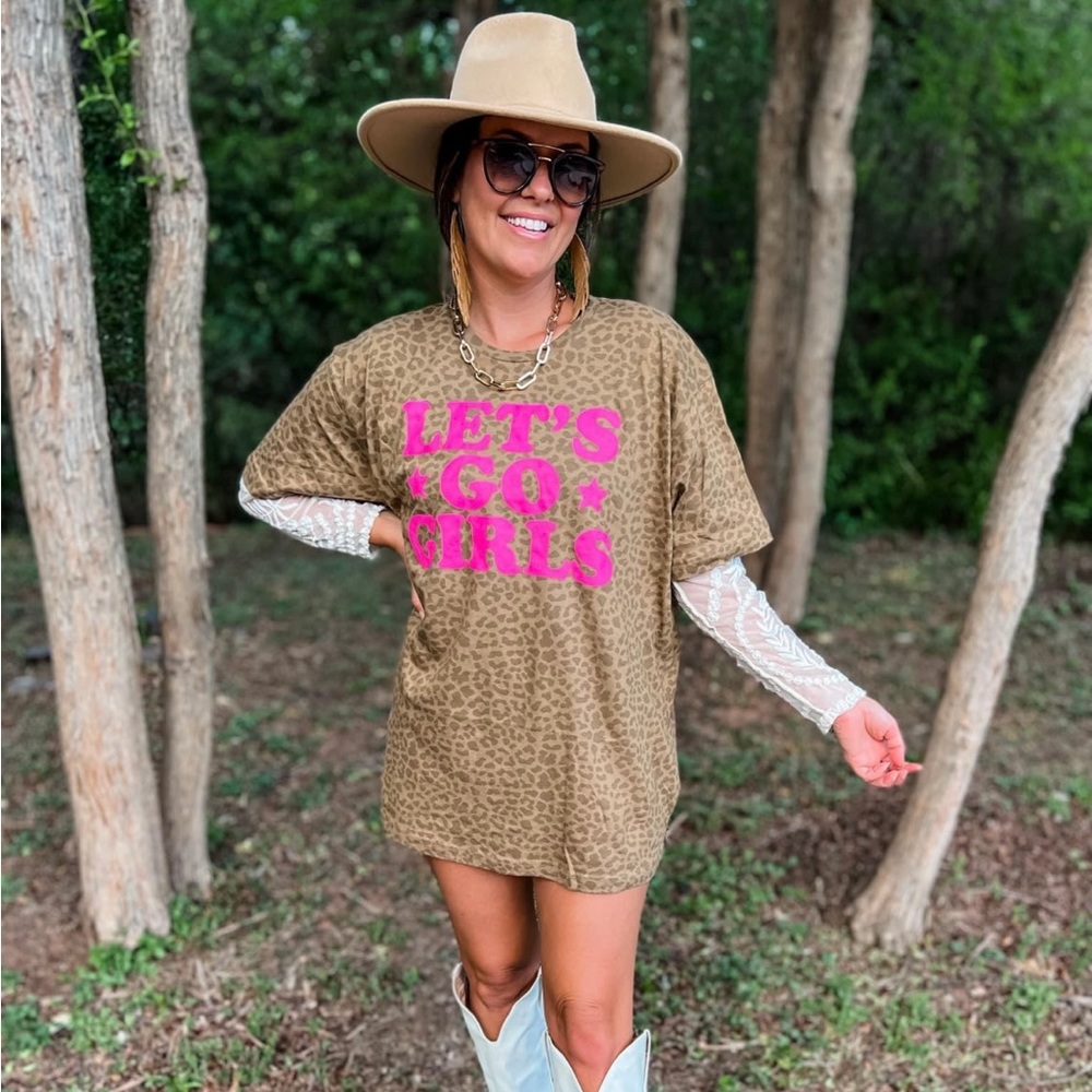 🤍 Let’s Go Girls Cheetah Shirt with Pink Letters